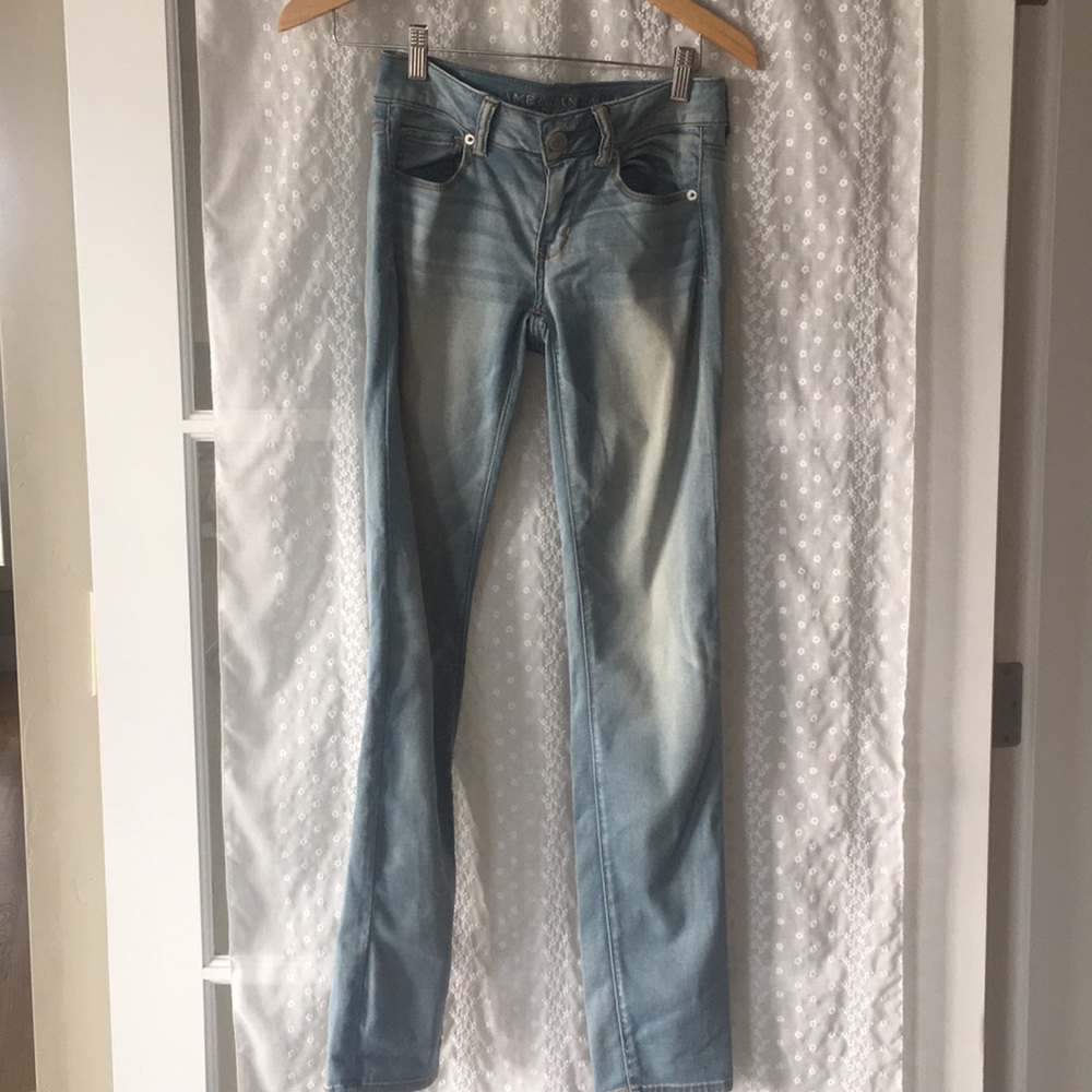 Light wash jeans